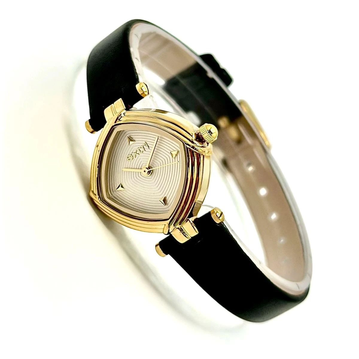 ساعة اكستري e1073
