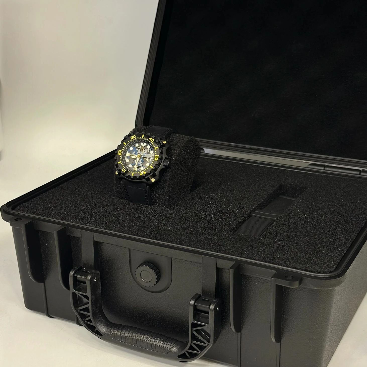 Jevelon JVM105-2B-BL Watch