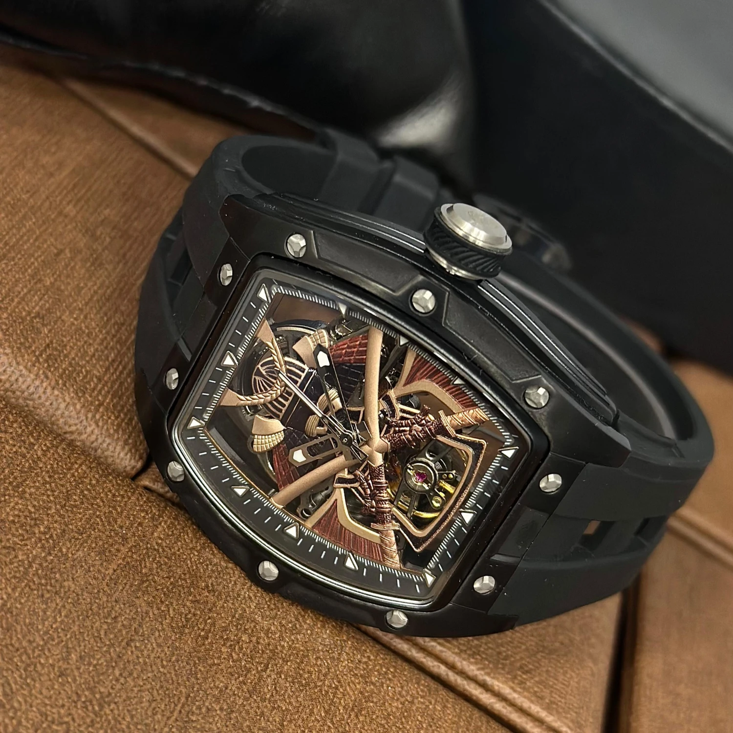 Jevelon JVM121-1B-BR Watch