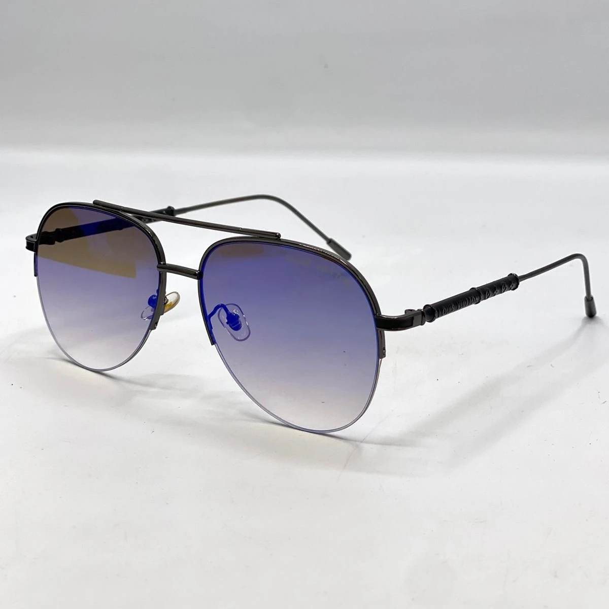  Louis Vuitton Sunglasses 72388