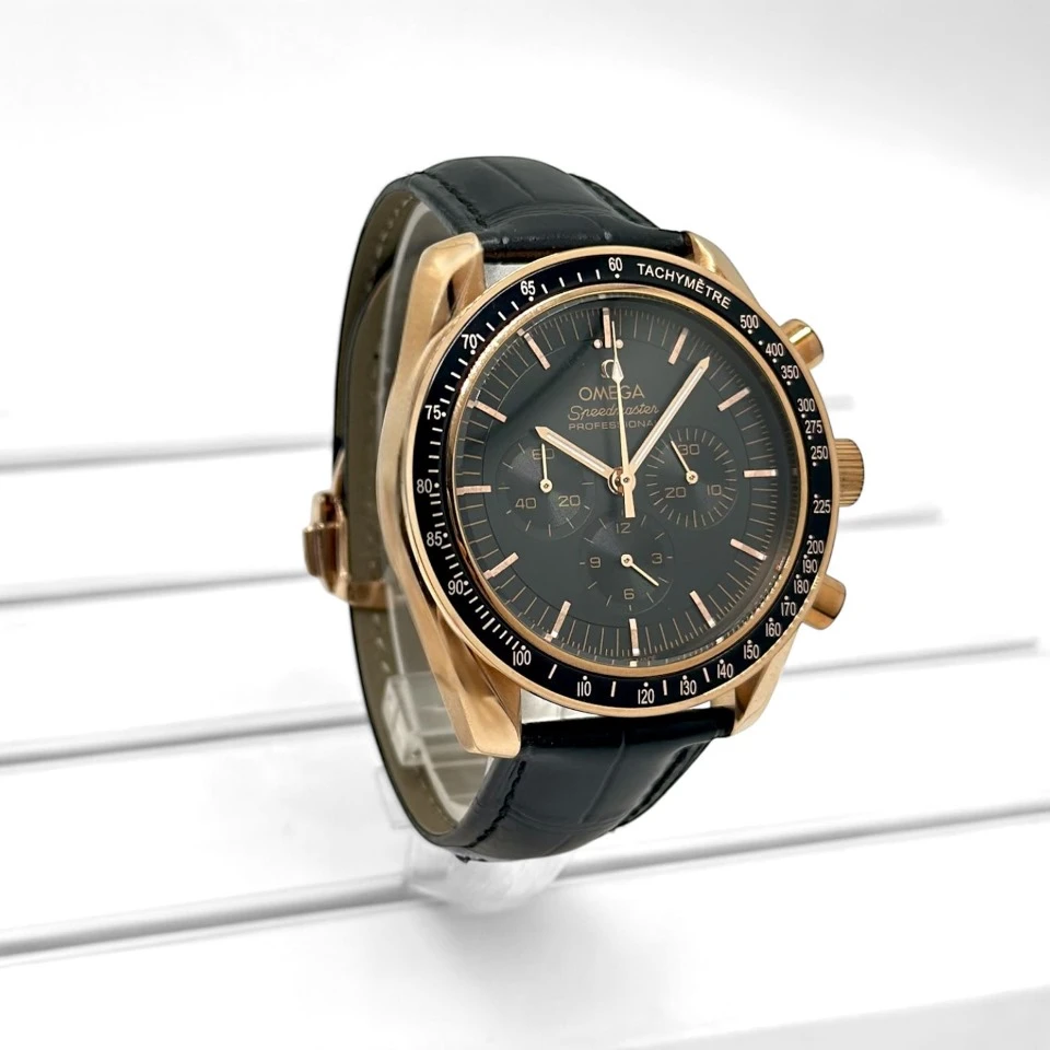 Omega Speed Master Moonwatch Watch