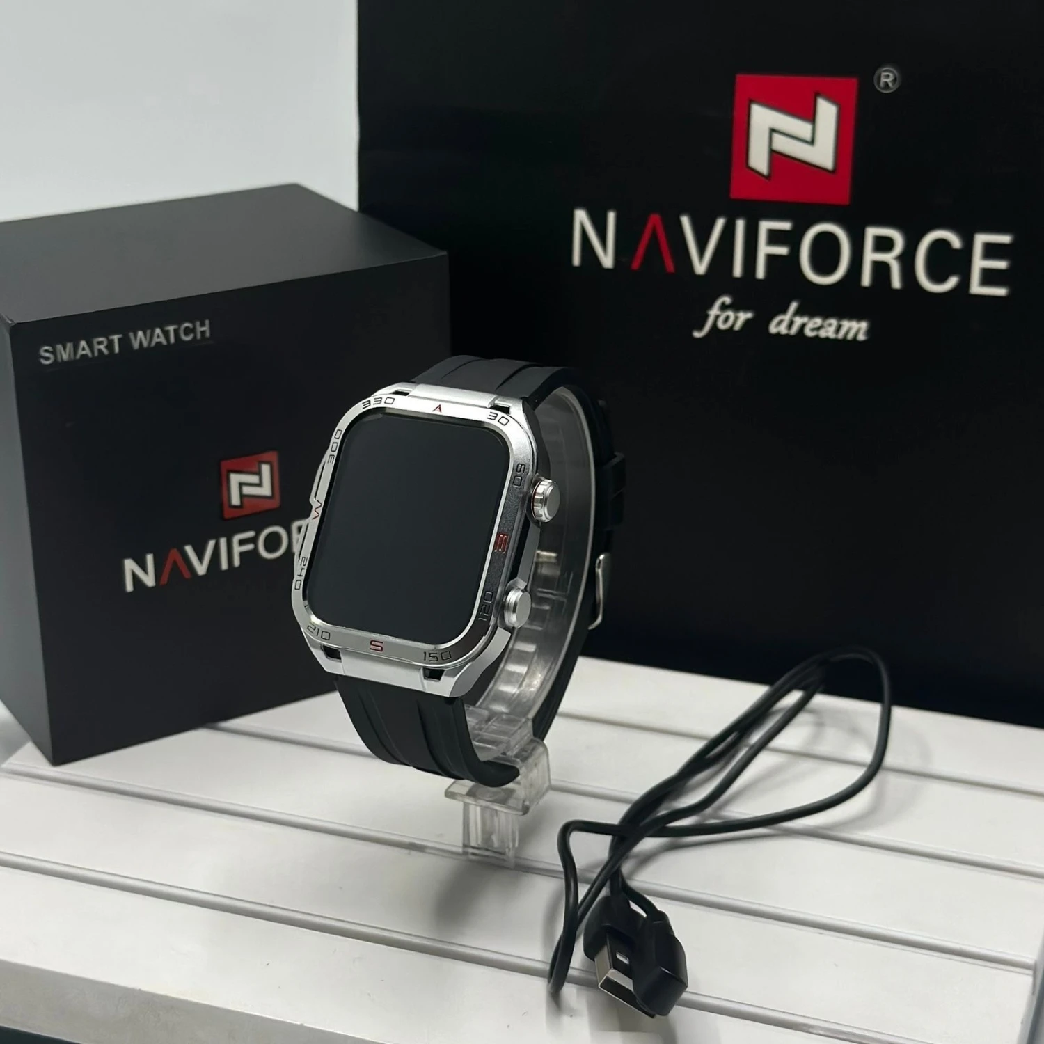 ساعة نيفي فورس NT11