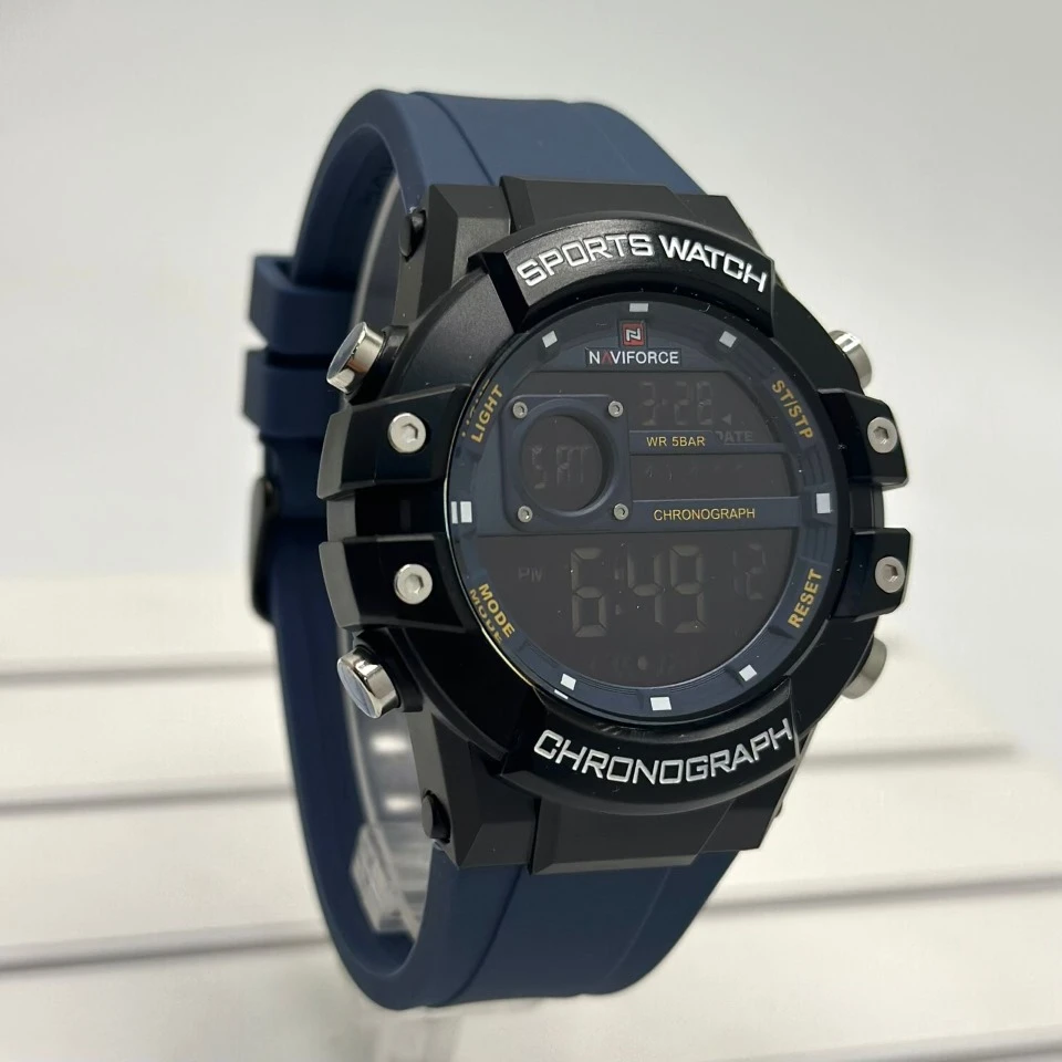 Naviforce Watch 6102