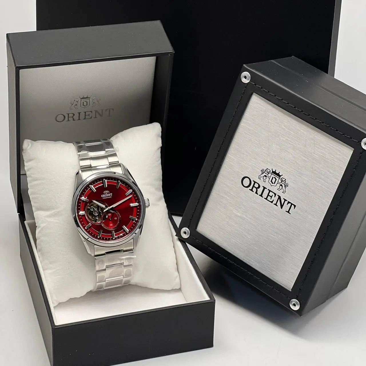 Orient RA-AR0010R Watch