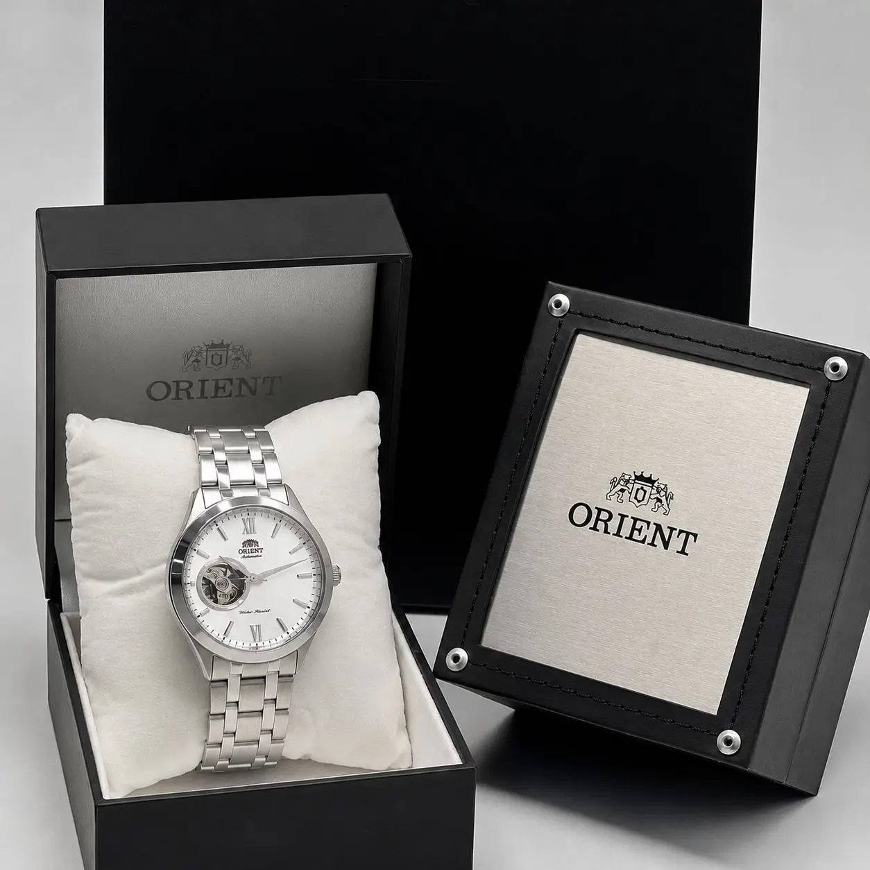 Orient TAG03001W0 Watch