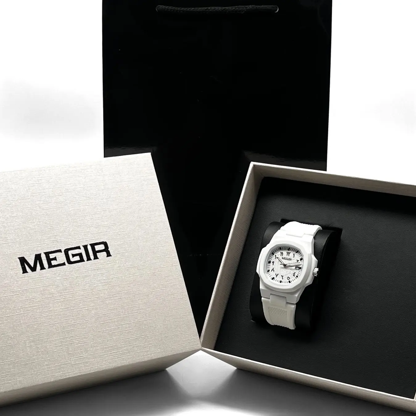 ساعة ميكر MN8119G