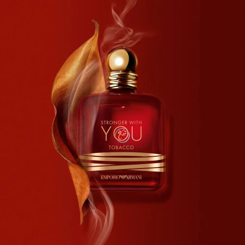 عطر سترونغر وذ يو توباكو الأحمر
